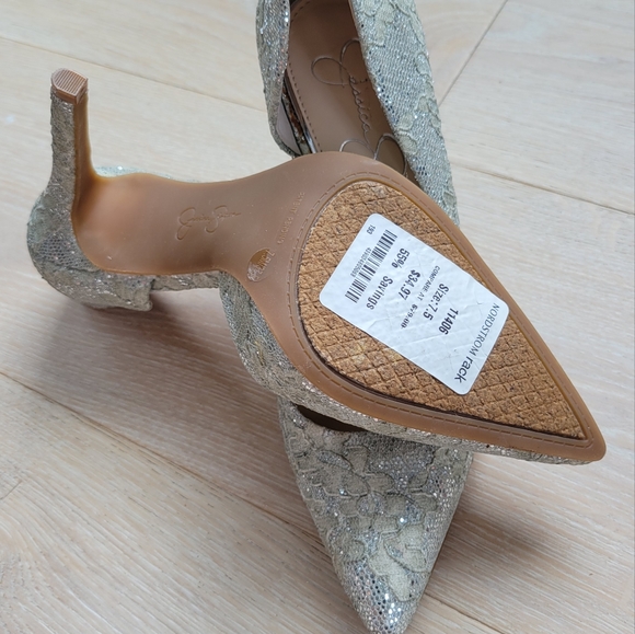 JESSICA SIMPSON | Silver Heels - Picture 7 of 10